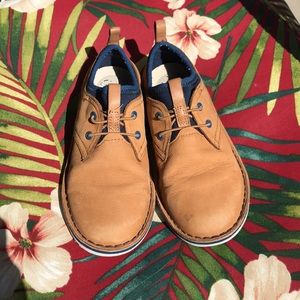 Clark’s Kid Shoes Size 13